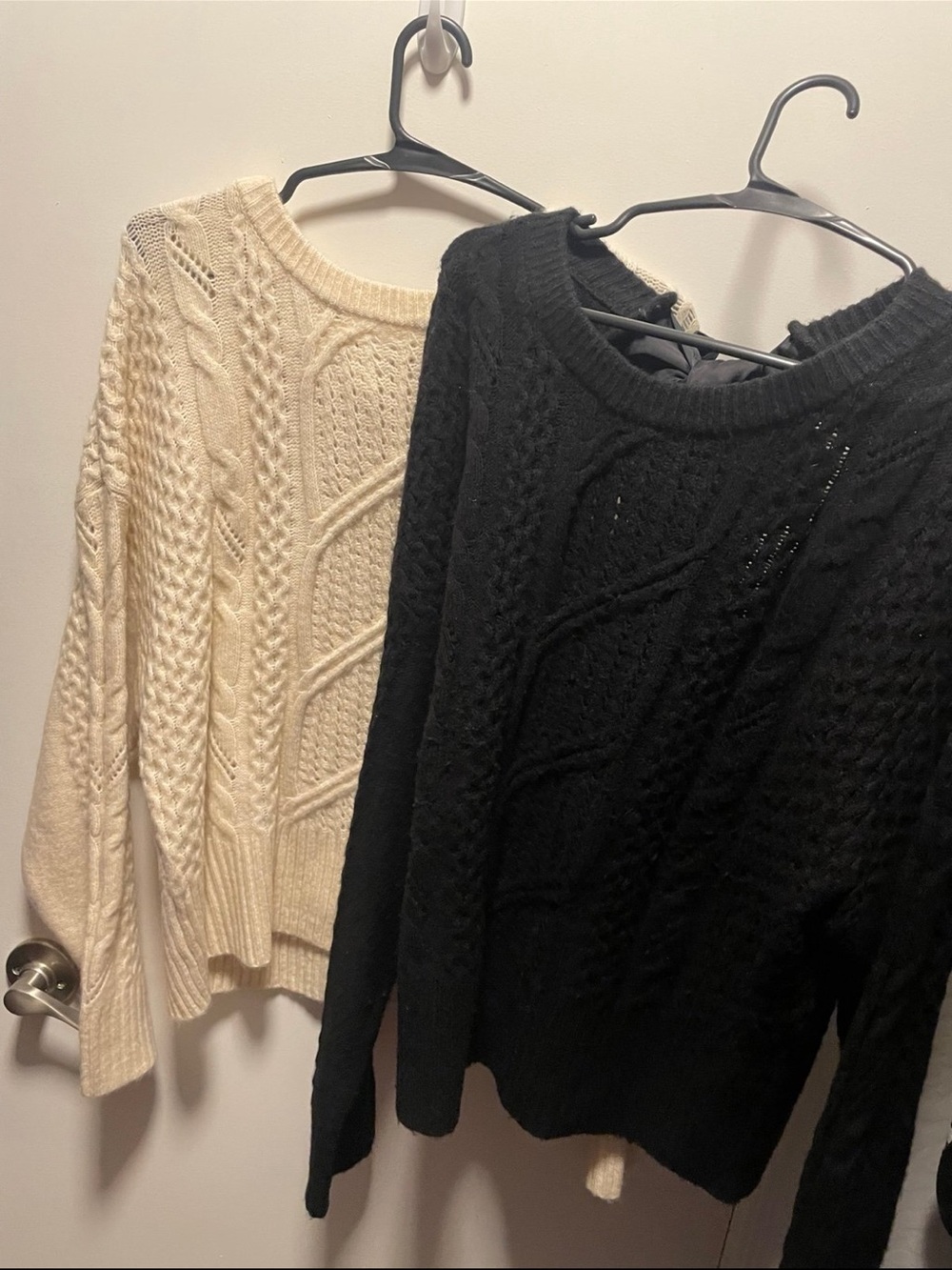 Express cable Knit Sweater bundle - Black & Cream